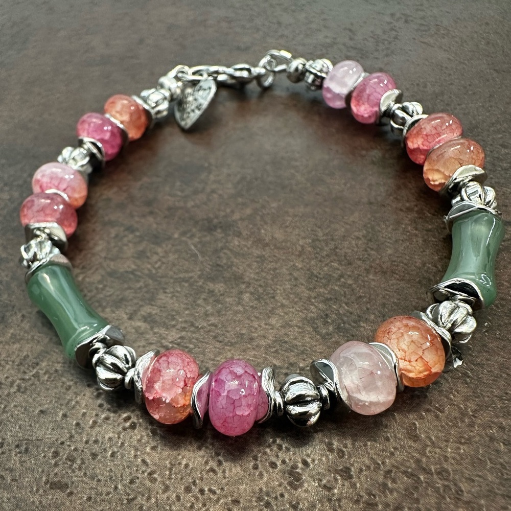 Chic Beaded Bracelet with Silver Accents